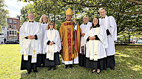 Photograph Bevaly Rackett with fellow members of the Michaelmas cohort ordained to the Priesthood at Portsmouth Cathedral 28 September 2024